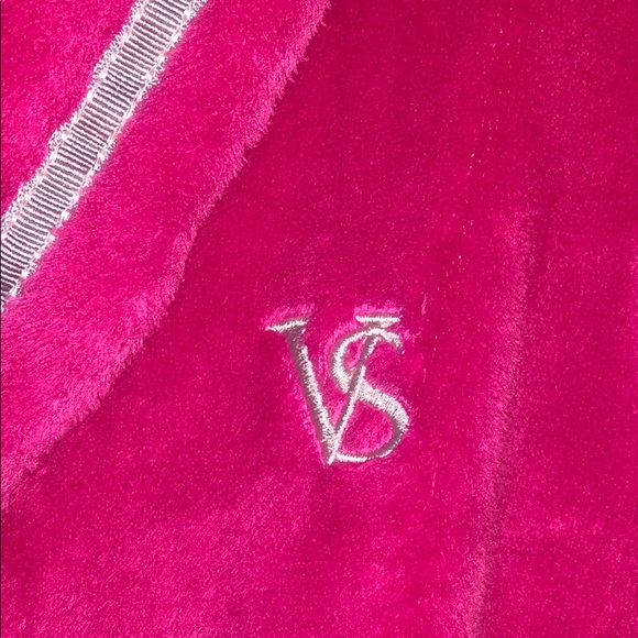 Victoria Secret Robe - Picture 2 of 5